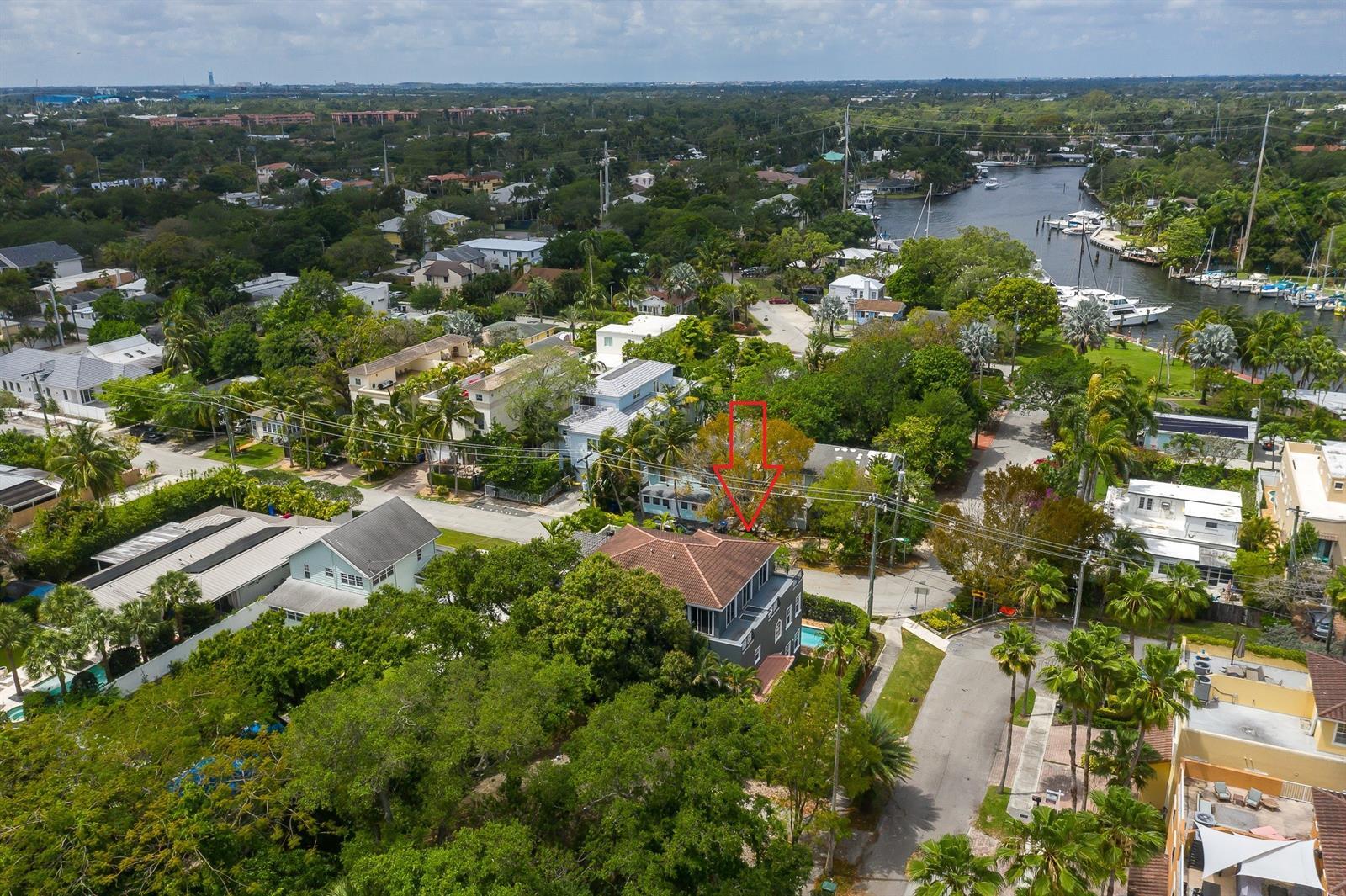 Building Photo - 486 SW 5th St