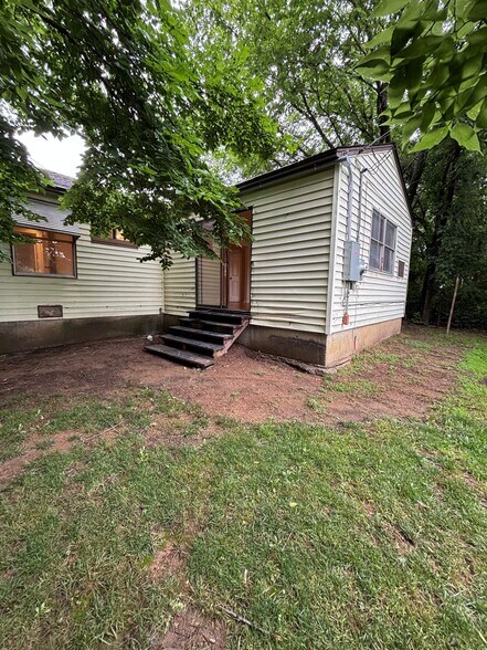 Building Photo - 2725 N Boulder Ave