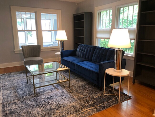 Building Photo - 1021 Morrison Ave