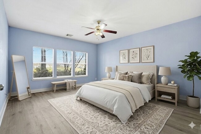 Building Photo - 11930 Longwood Garden Way