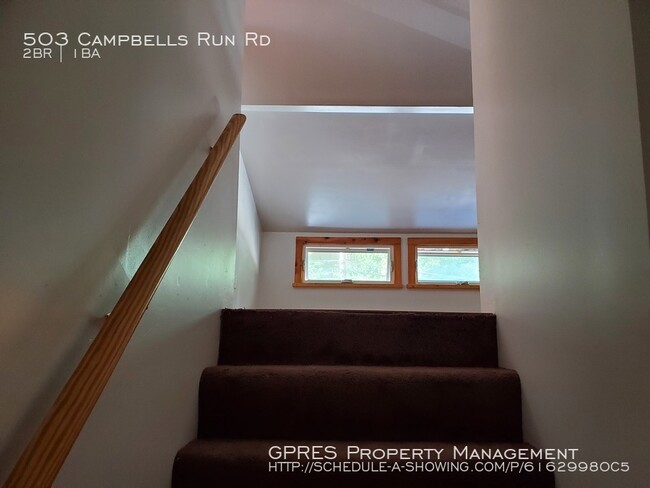 Building Photo - Cute and Cozy Harmar Home