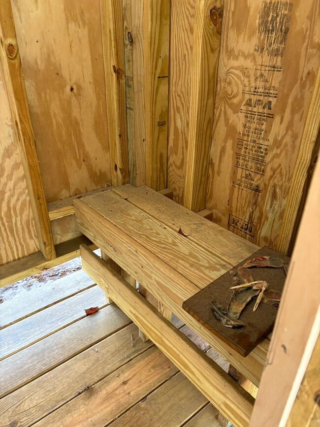 Building Photo - Available now for 12 month lease! 2150 per month (no pets)