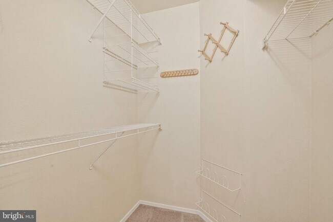 Building Photo - 3315 Wyndham Cir