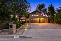 Building Photo - 11075 Oso Ave