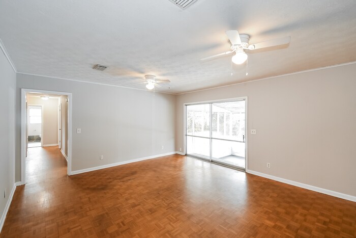 Building Photo - 2742 Holly Ridge Dr