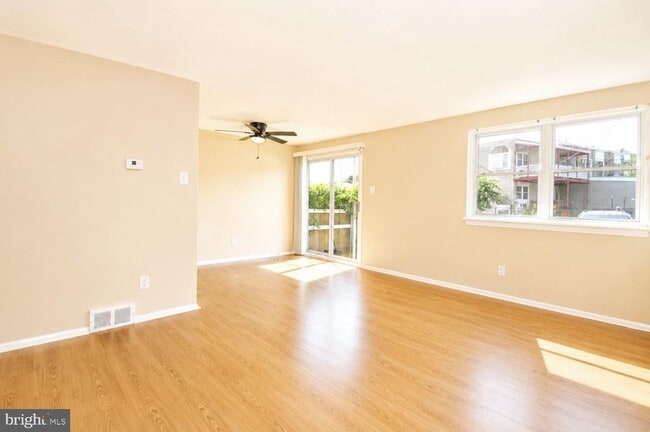 Building Photo - 3432 Ashfield Ln