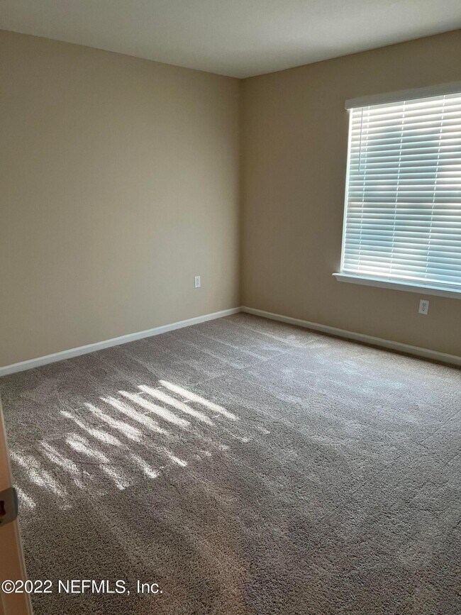 Building Photo - 11795 Junegrass Rd