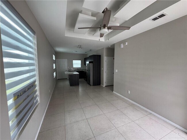 Building Photo - 3413 S Mia Ln