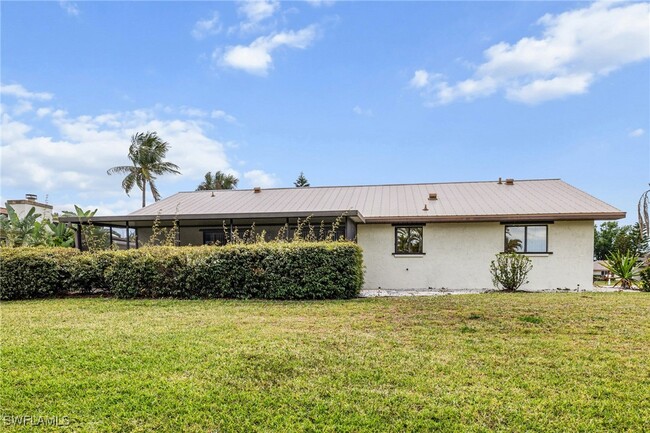 Building Photo - 6066 Perthshire Ln