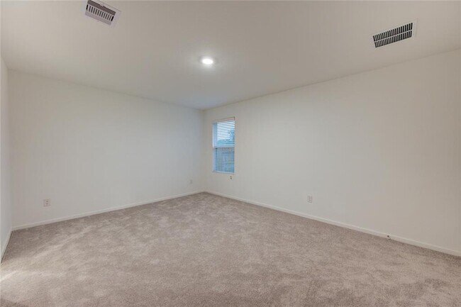 Building Photo - 1610 Birch Wood Dr