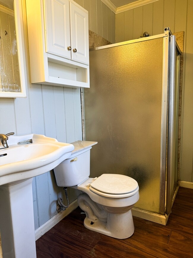 Building Photo - 1027 Waring Rd