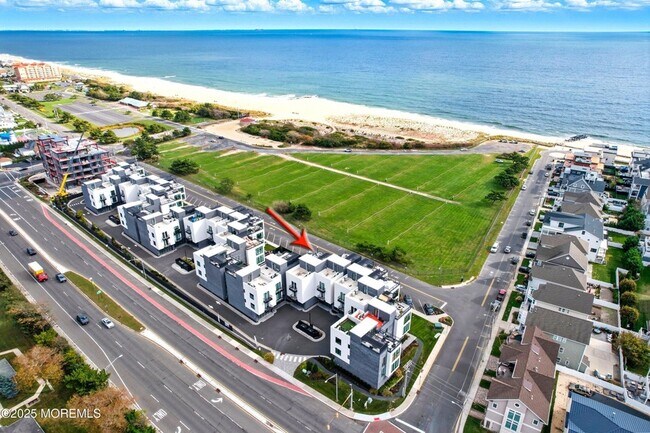 Building Photo - 200 Ocean Ave N