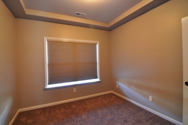Building Photo - 1462 Cobra Ln