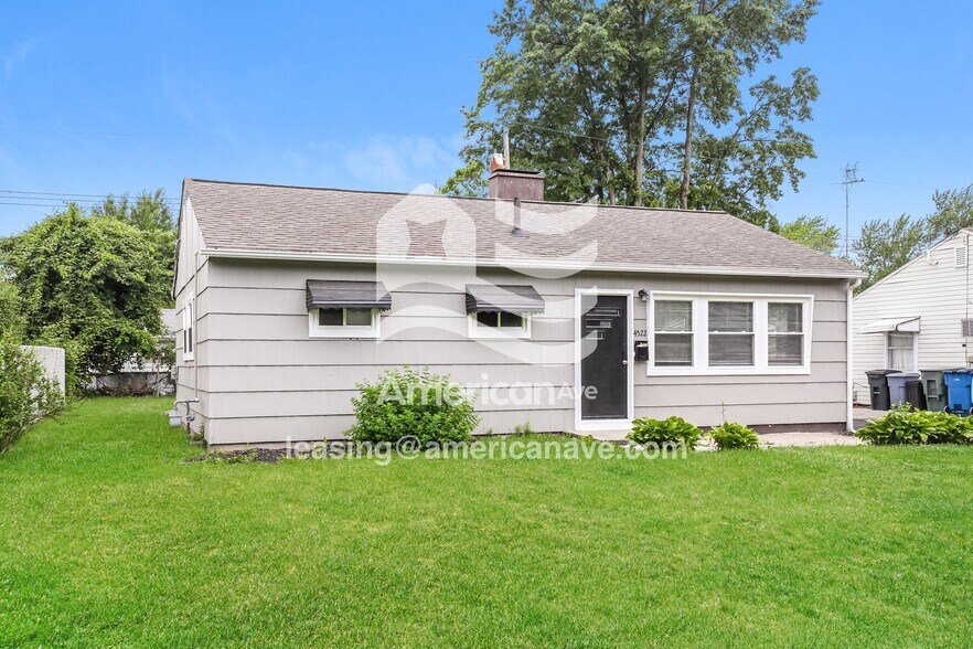 Building Photo - 4522 Riverside Dr