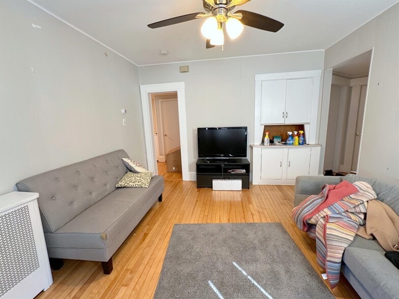 Building Photo - 149 North St