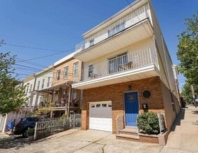 Building Photo - 6515 Hudson Ave