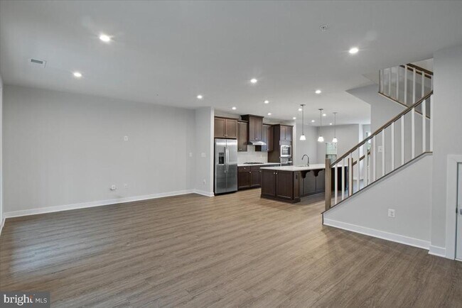 Building Photo - 10007 Ruffian Wy
