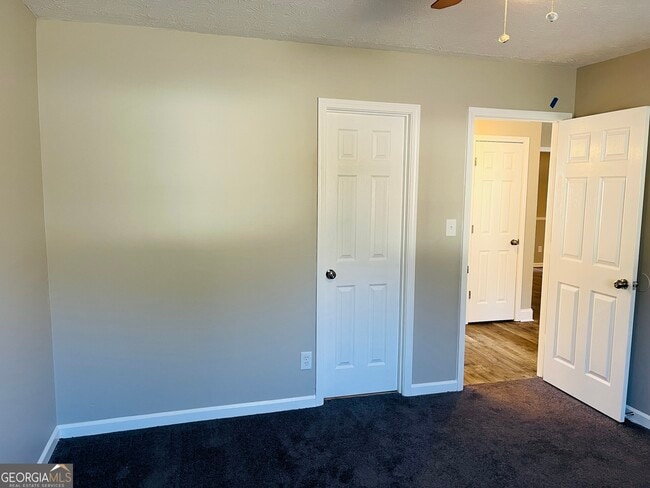 Building Photo - 2890 Garnet Way