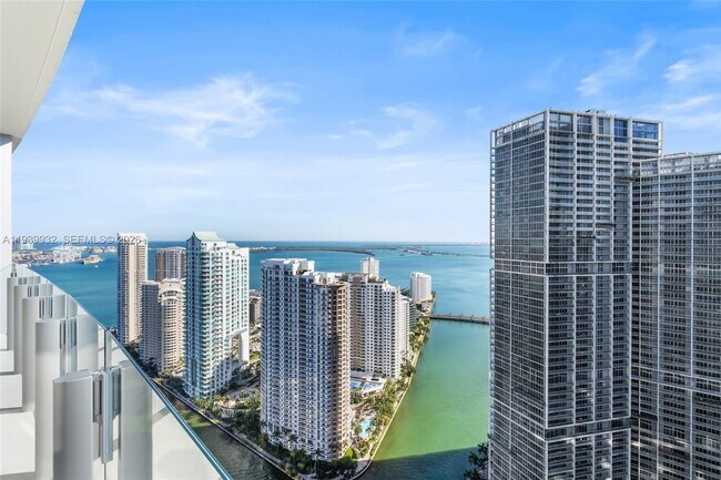 Building Photo - 300 Biscayne Blvd Way