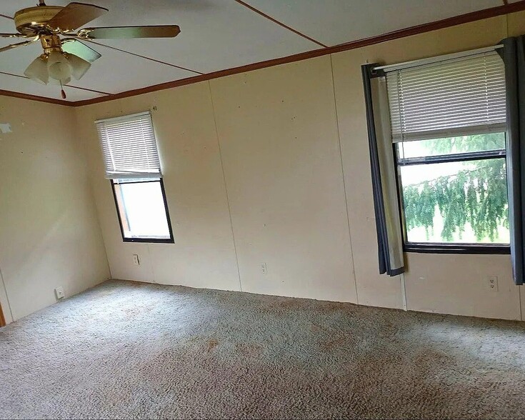 Building Photo - 769 Sheep Pen Rd
