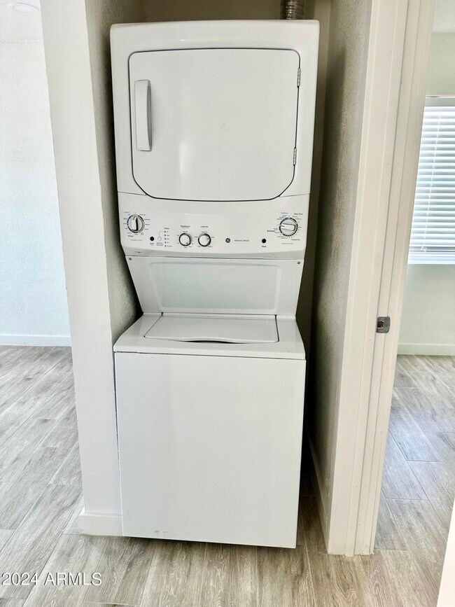 Building Photo - 6808 N 23rd Ave