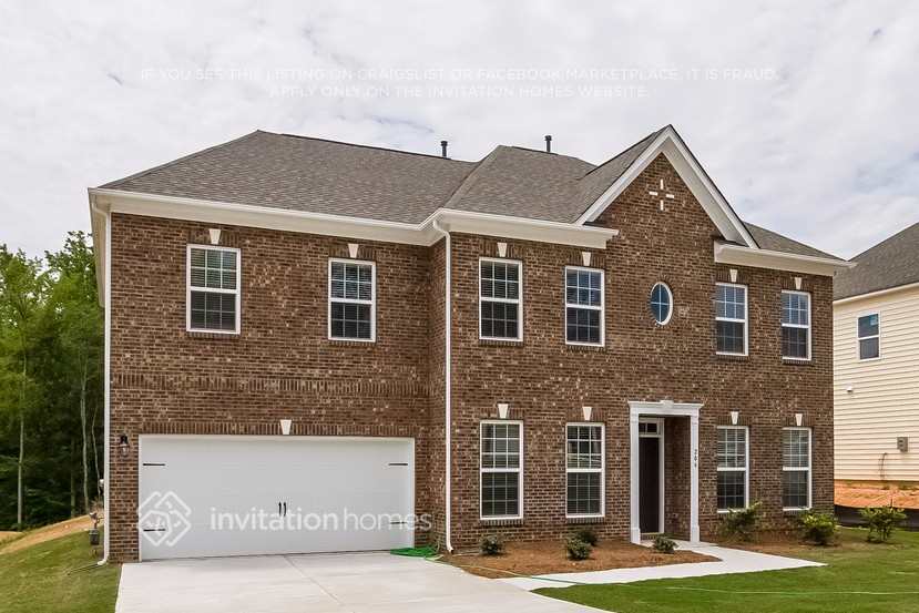 Building Photo - 206 Sassafras Rd