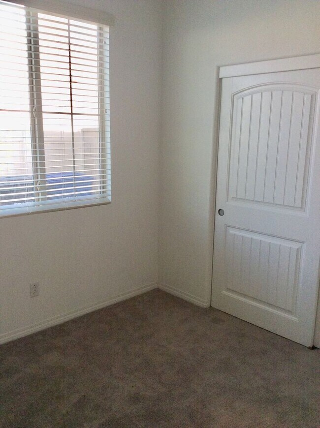 Building Photo - 2 Bedroom 1 Bath for rent in Loma Linda PLEASE READ DESCRIPTION