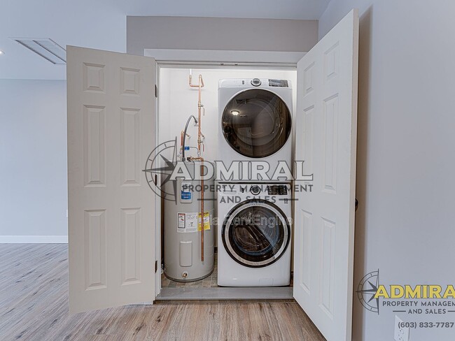 Building Photo - 3 Strafford Rd