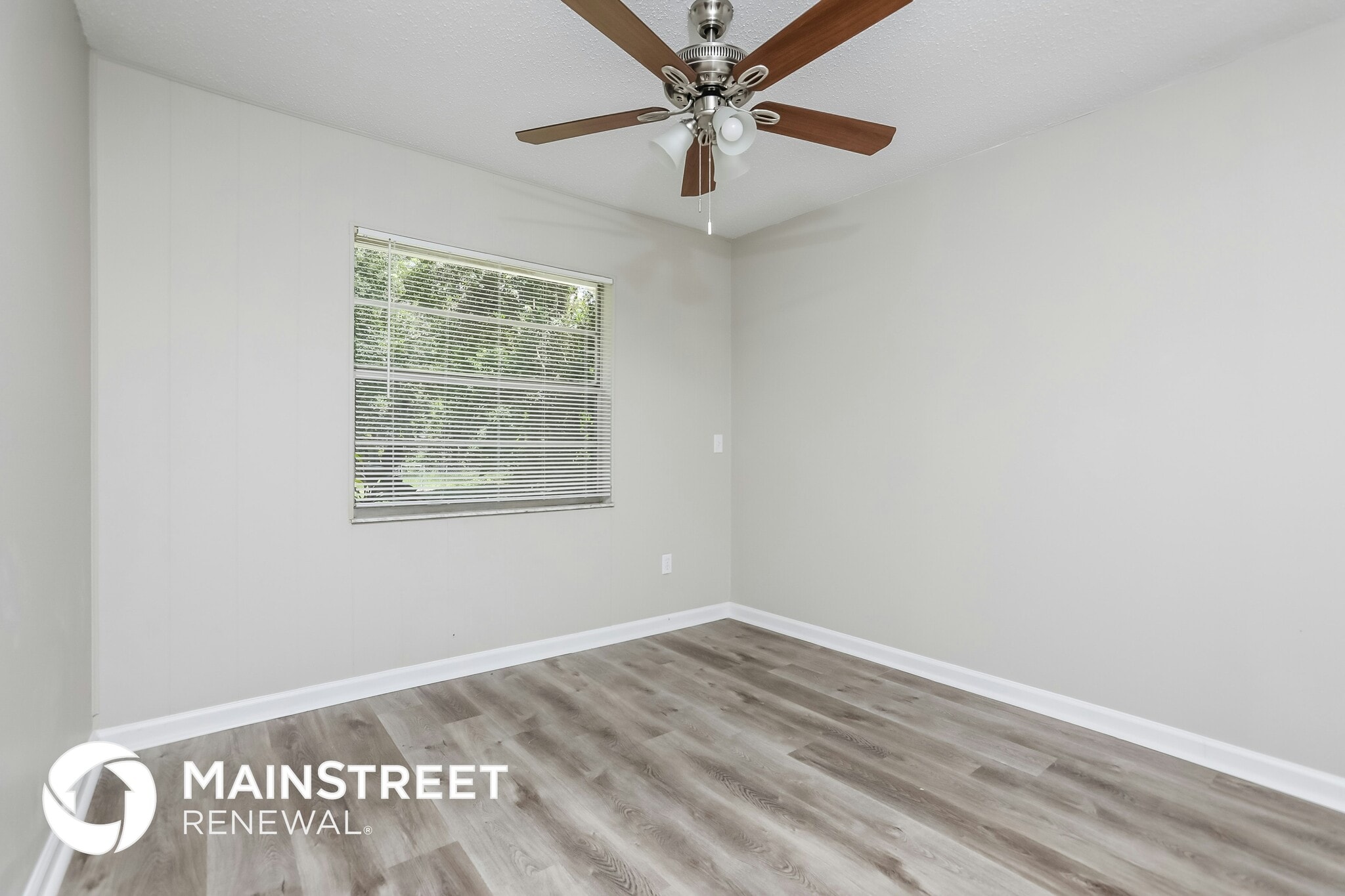 Building Photo - 7357 Riverside Pl