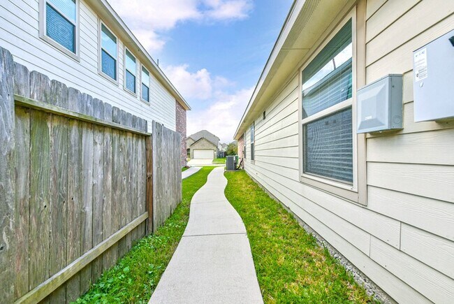 Building Photo - 13706 Corken Way Ct