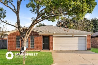 Building Photo - 1359 Lincolnshire Way