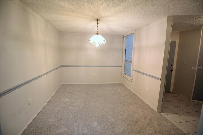Building Photo - 540 Orange Dr