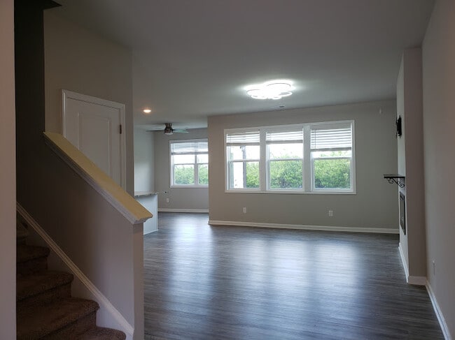 Building Photo - 138 Millers Ln