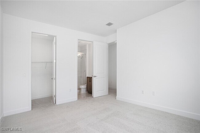 Building Photo - 12794 Woodbury Dr