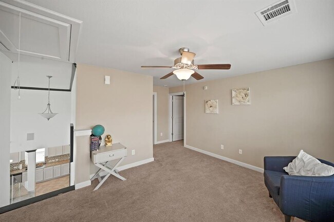 Building Photo - 249 Castlegate Ln