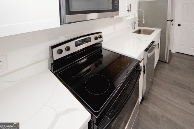 Building Photo - 6157 Orville Dr