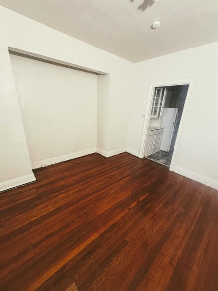 Dining Room - 1424 Grove Ave