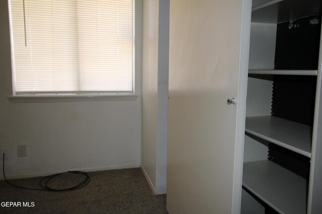 Building Photo - 9604 Gaza Dr