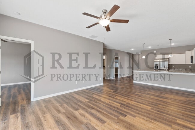 Building Photo - 5281 N Toben Ct