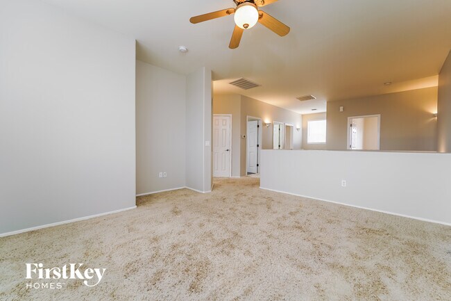 Building Photo - 8202 S Placita Gijon