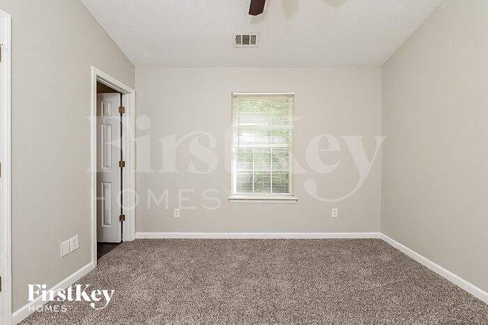 Building Photo - 136 Watercress Ct