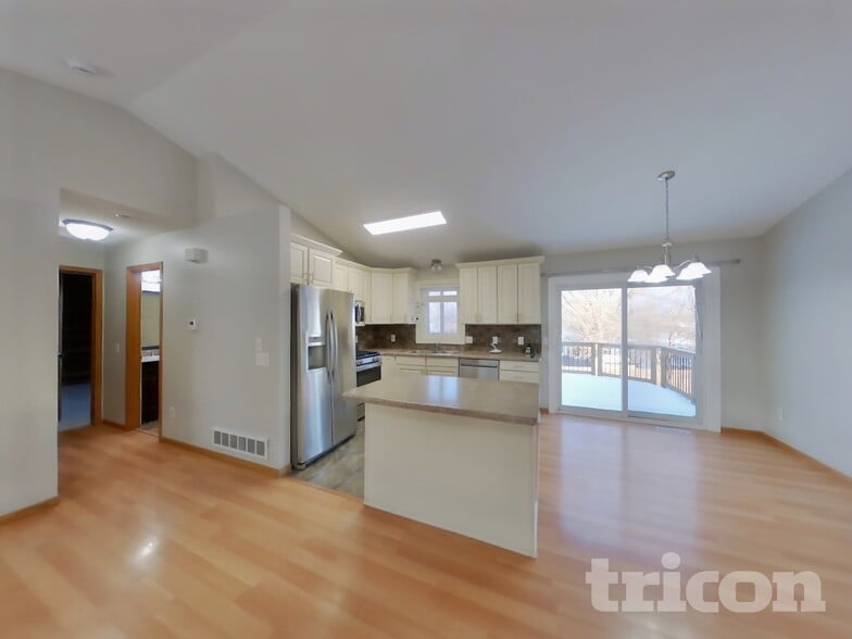 Building Photo - 3967 156th St W