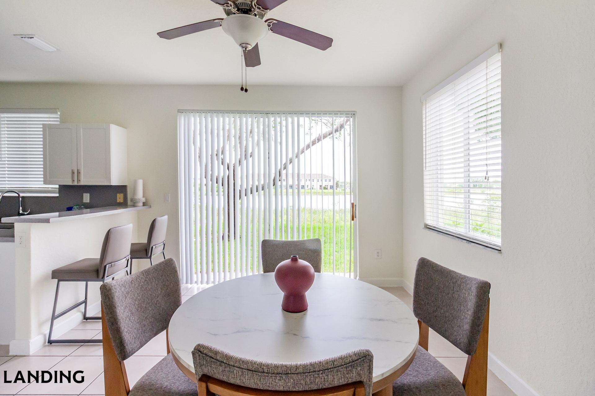 Building Photo - 1140 SE 24th Rd