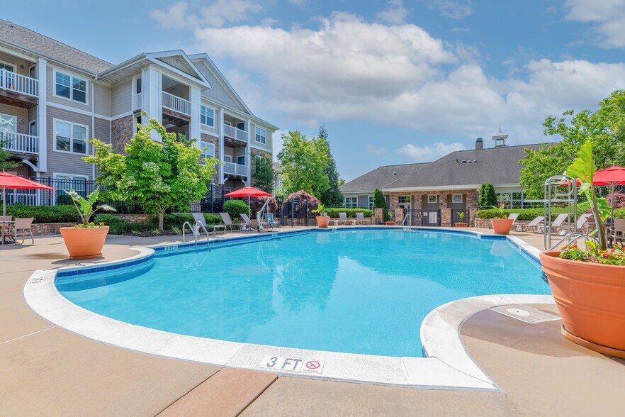Primary Photo - Clearbrook Apartments