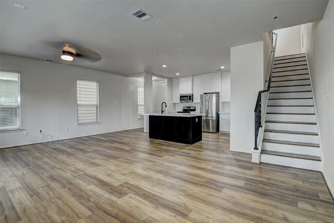 Building Photo - 7042 Plum Creek Terrace Ln