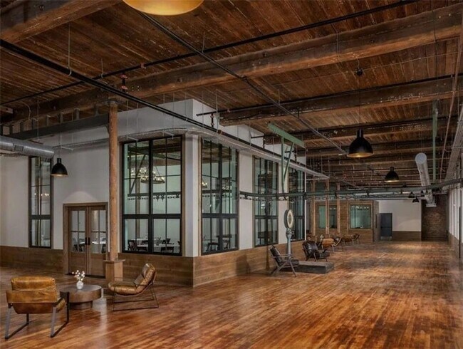 Building Photo - 200 Barrett St