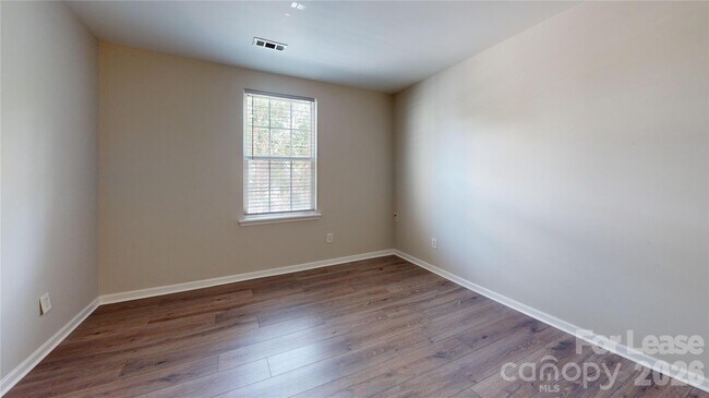 Building Photo - 10131 Ballyclare Ct