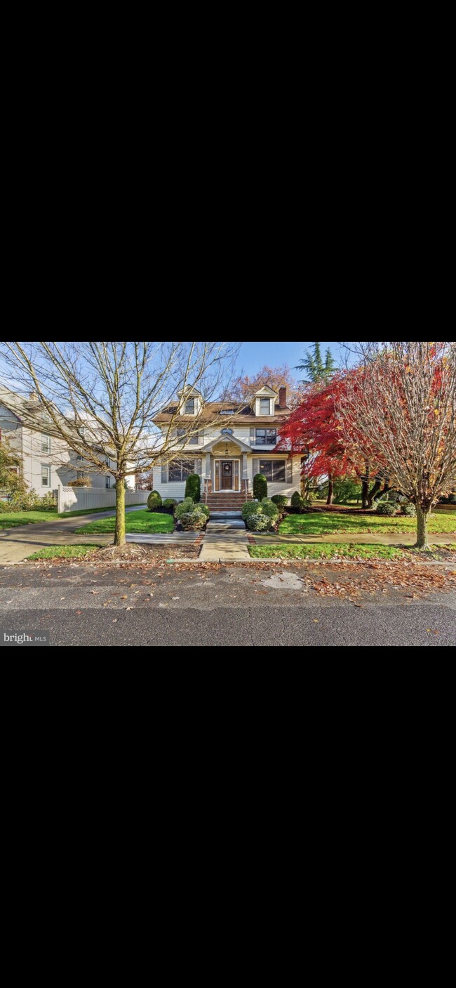 Front of the house - 112 W Central Ave