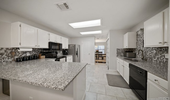 Building Photo - 16627 Crystal Glade