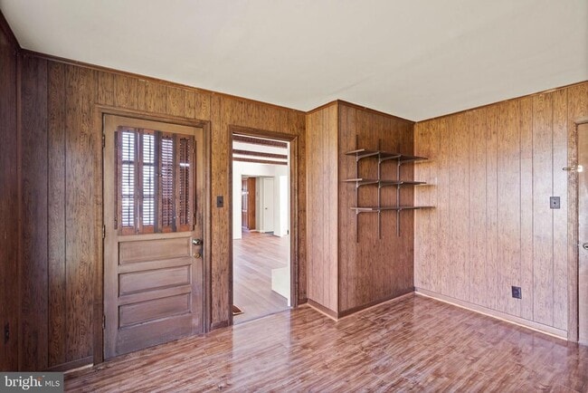 Building Photo - 9356 Birchwood Ct